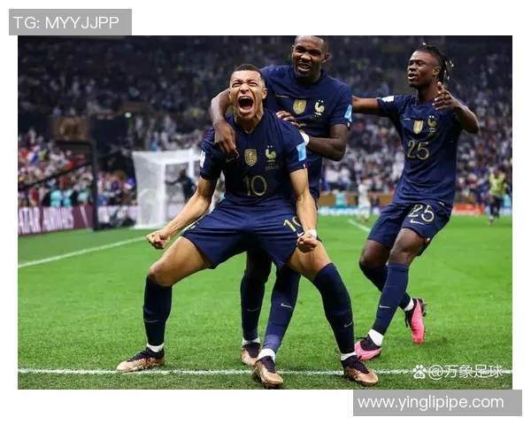 踢得最重的足球明星揭秘他如何用力量征服绿茵场 踢得最重的足球明星揭秘他如何用力量征服绿茵场