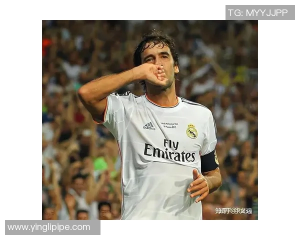 潮流风尚与足球激情结合的男生头像设计分享 潮流风尚与足球激情结合的男生头像设计分享