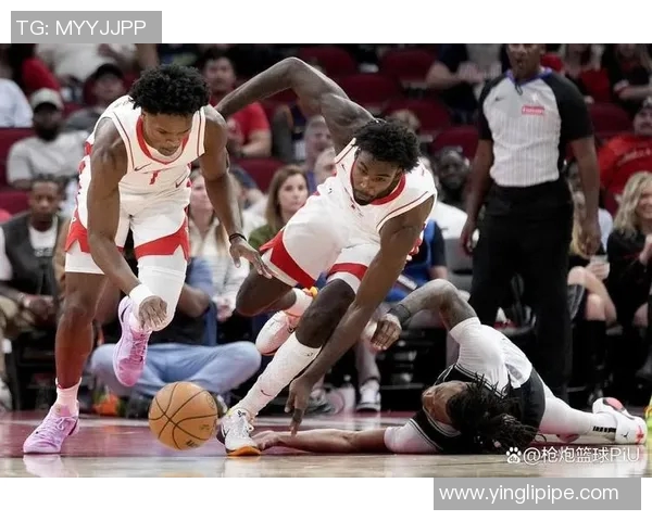 篮网与火箭10月16日激战在即球迷期待精彩对决与新赛季的开幕 篮网与火箭10月16日激战在即球迷期待精彩对决与新赛季的开幕