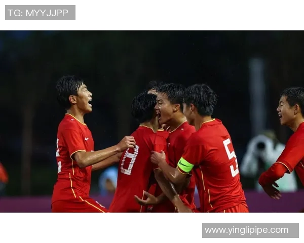 国足大胜韩国3比0展现实力引发球迷热议与期待